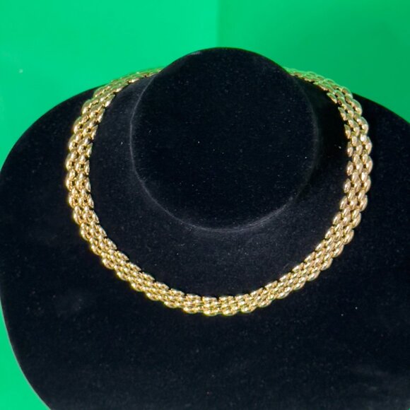 Gold-Tone Oval Link Statement Necklace Secure Clasp 18" Women - Picture 7 of 8